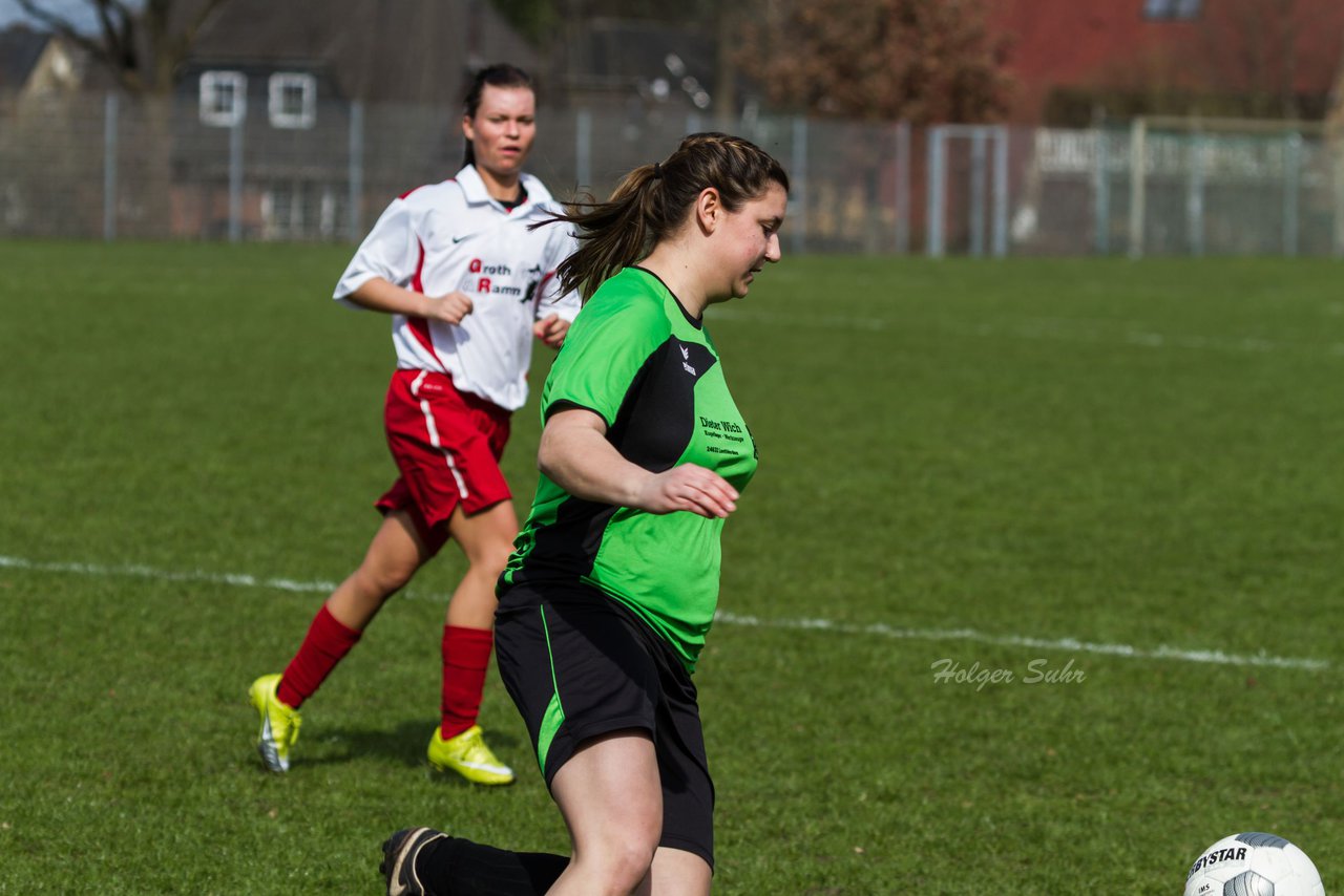 Bild 294 - Frauen Schmalfelder SV - TSV Siems : Ergebnis: 1:0